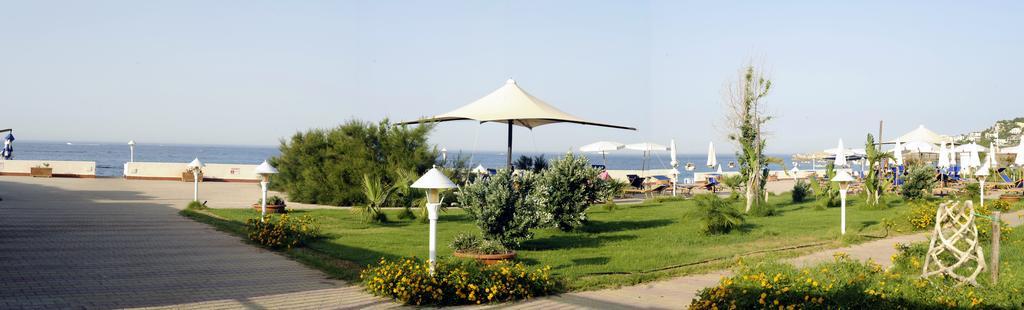 La Marsa Vacances Мондело Екстериор снимка